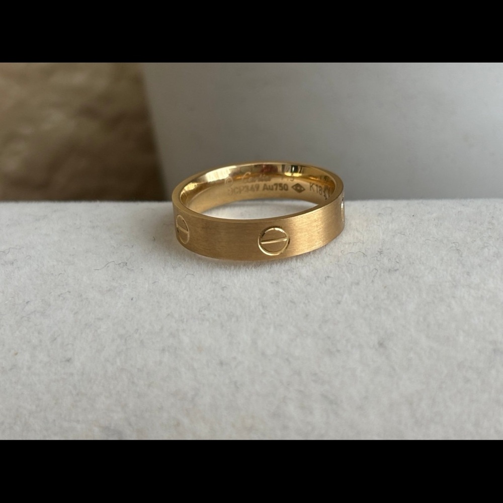 Solid 18k Gold Band Ring